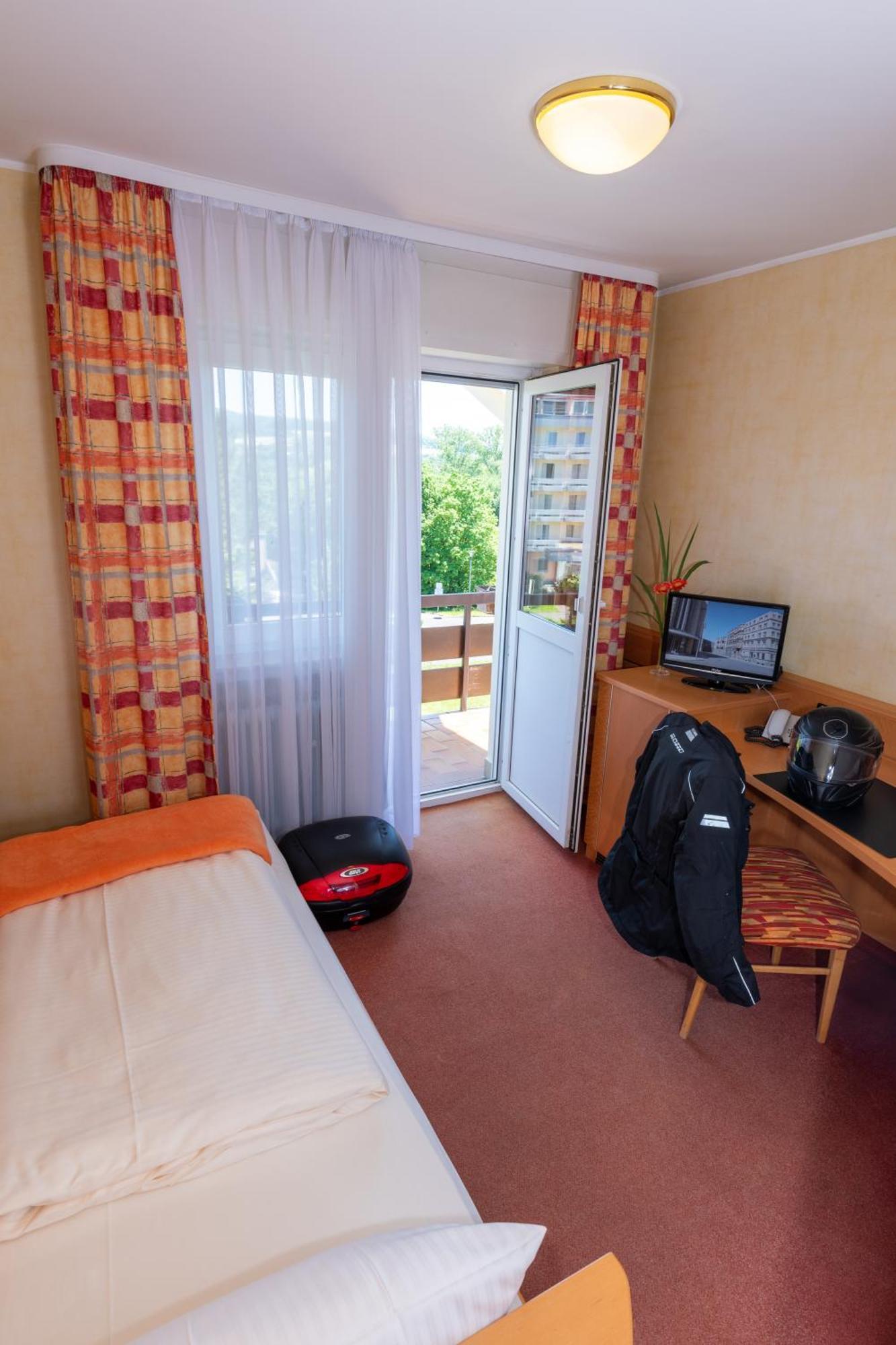 Kishotel Am Kurpark Bad Soden-Salmünster Zewnętrze zdjęcie