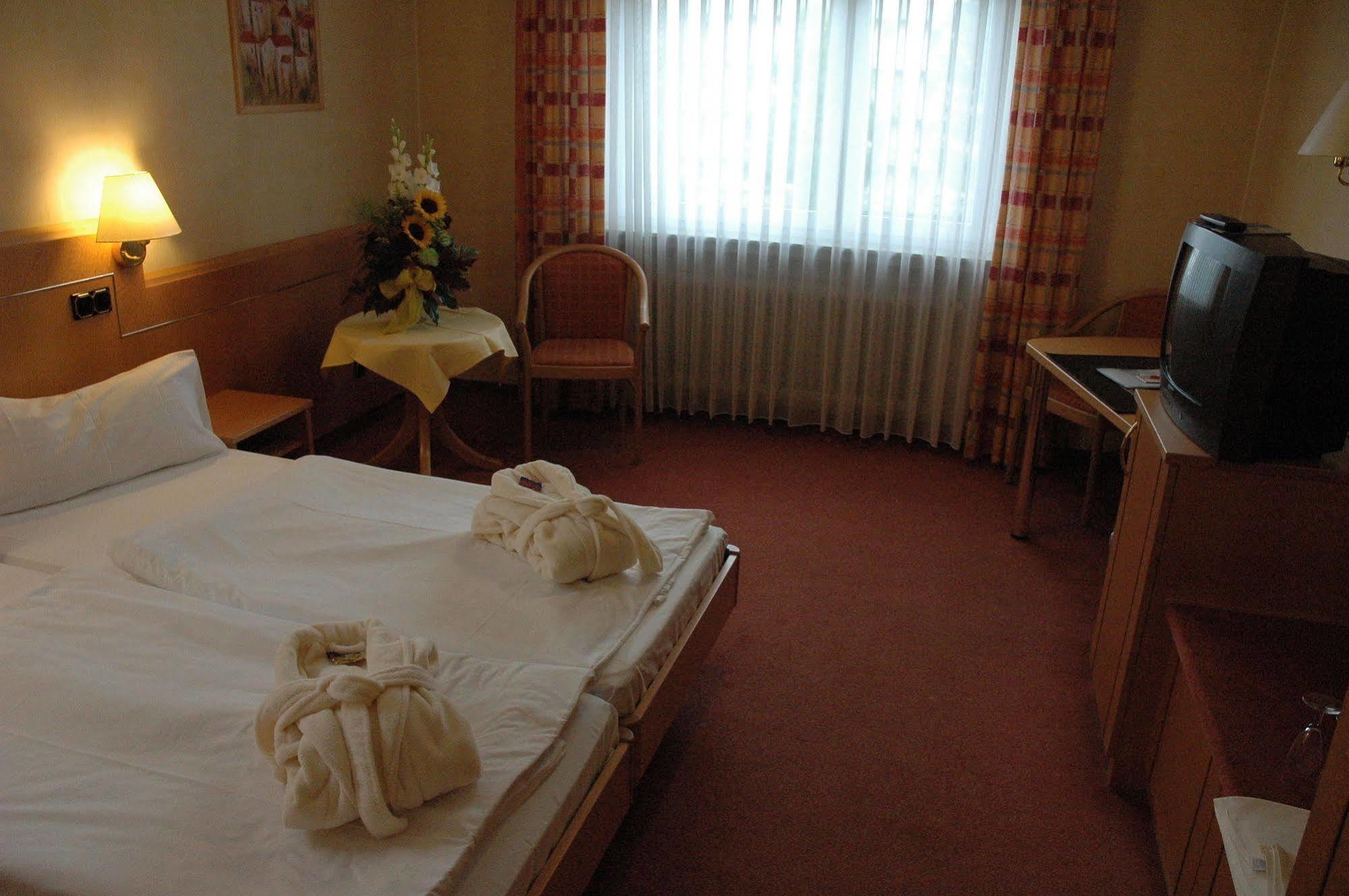 Kishotel Am Kurpark Bad Soden-Salmünster Zewnętrze zdjęcie